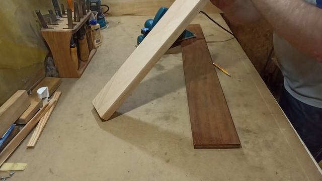 Работа электрорубанком Как строгать кривую доску винтом или пропеллером смотреть онлайн