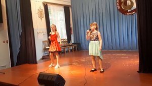 Муз.Ю Чичкова,сл.К.Ибряева"Самая счастливая"вокальный дуэт:Семененко Виталия и Кунделева Валерия