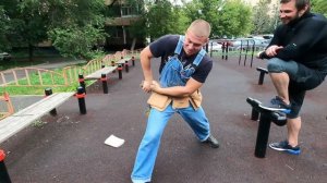 КАК ГНУТЬ ГВОЗДИ РУКАМИ - ТЕХНИКА И СИЛА