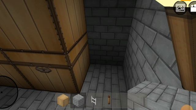 Постройка спальни в подвале домика, в игре мини-блок крафт.
