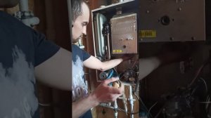 Ремонт газового котла Navien Aсe