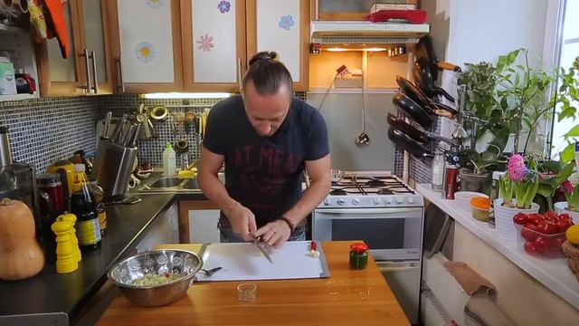 Рецепт салата с маринованной китайской капустой смотреть онлайн