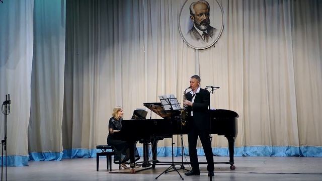 Илья Петухов - "Романс" для саксофона и фортепиано смотреть онлайн