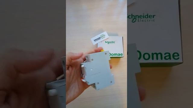 Дифференциальный автомат АД63 2Р 40А 30 мА 4,5 кА С эл. мех. Домовой Schneider Electric