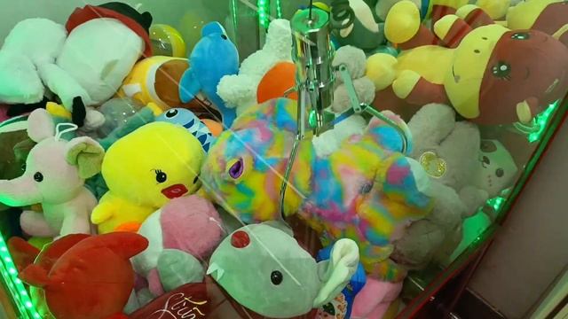 ЧЁТКИЙ ЗАХВАТ И ТЯНЕМ БОЛЬШУЮ ИГРУШКУ ИЗ ПОСЛЕДНИХ НОВИНОК? смотреть онлайн