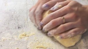 Готовим ПЕСОЧНЫЕ РОГАЛИКИ с начинкой из повидла! Простой РЕЦЕПТ К ЧАЮ!