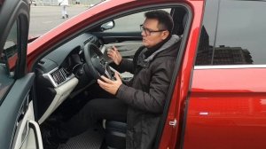 Место водителя BYD Song plus тест драйв Автопанорама