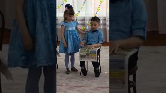 Родители готовят детей в школу смотреть онлайн