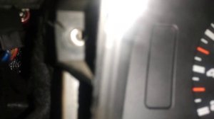 Замена лампочек приборной панели VW polo 1997 года