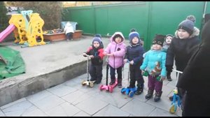 Позитивия 22 11 2018 Весёлые старты гонки на самокатах воспитатель Армине Амбарцумян