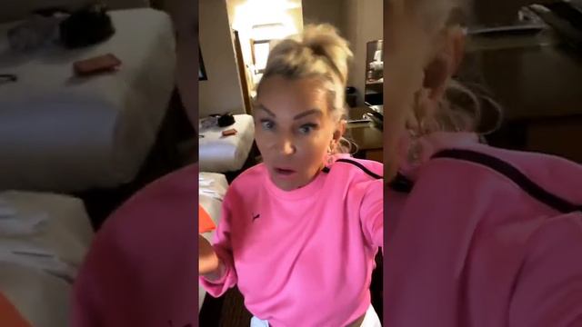 Елена Санжаровская (@ sanzhlena~1599835673~17885100796714268~1 смотреть онлайн