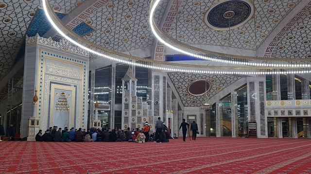 НАКОНЕЦ Я ДОМА/АЛХЬАМДУЛИЛЛАХЬ/ смотреть онлайн