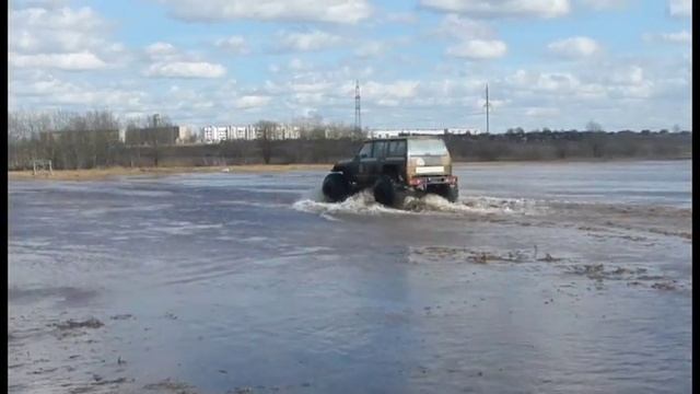 Вездеход "Самурай" на бездорожье. Северо-Западные джип-туры смотреть онлайн