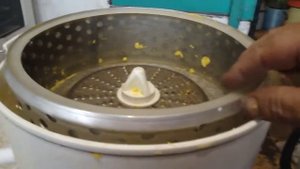 Отжим сока из тыквы соковыжималкой САЛЮТ