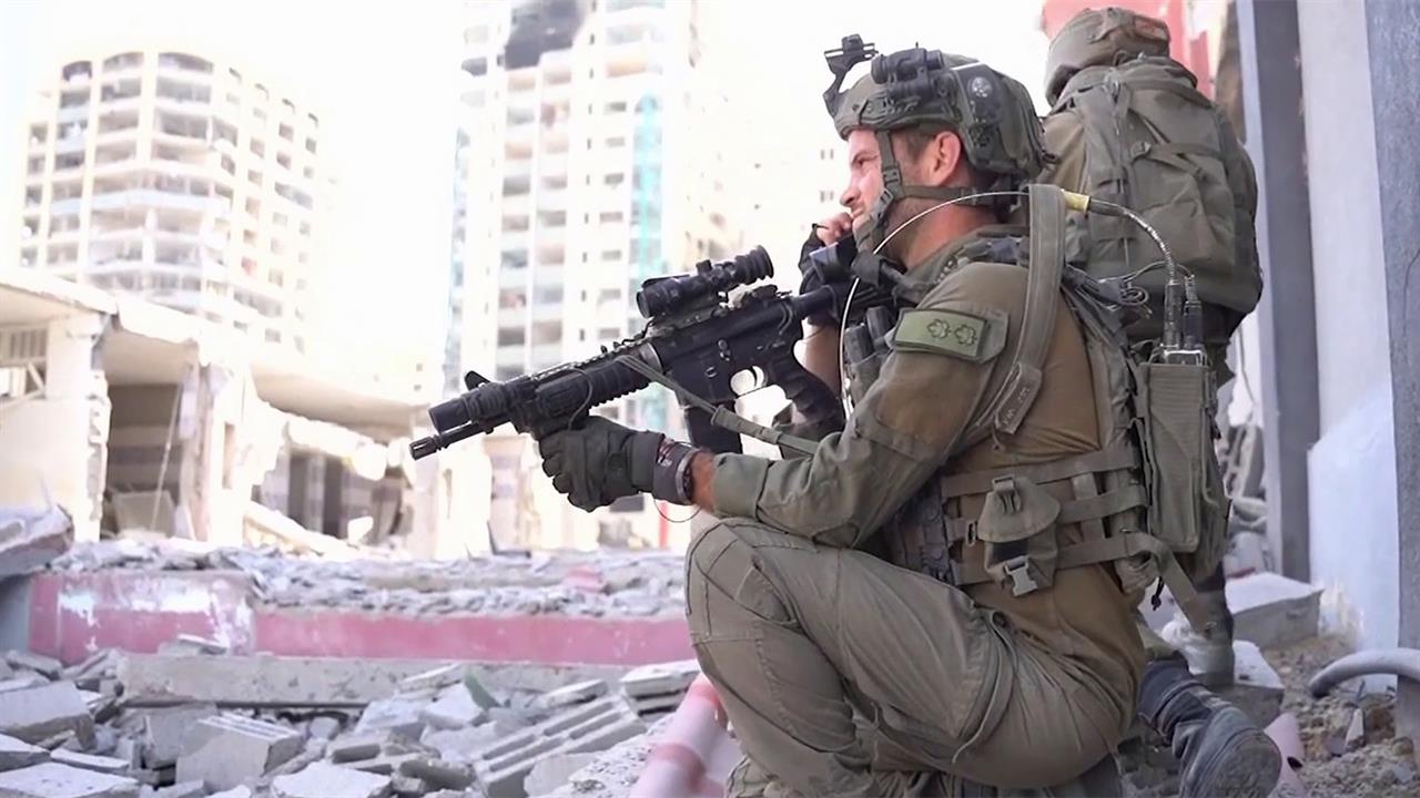 Армия обороны Израиля на 4 часа приостанавливала боевые действия в Газе, чтобы город покинули жители