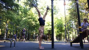 Как научиться делать стойку на руках(этапы обучения)? Стойка на руках обучалка. Handstand tutorial