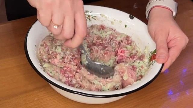Самый вкусный рецепт мясного рулета! #мяснойрулет #блюдоизфарша #рецептнановыйгод