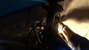 Сделали сьёмник рулевых тяг и устранили кононаду звуков на Mazda Demio