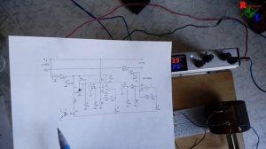 Регулятор напряжения и тока для блока питания и преобразователя.