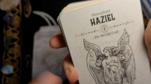 Tarot Review: Angel Tarot (TW for mention of religious trauma)