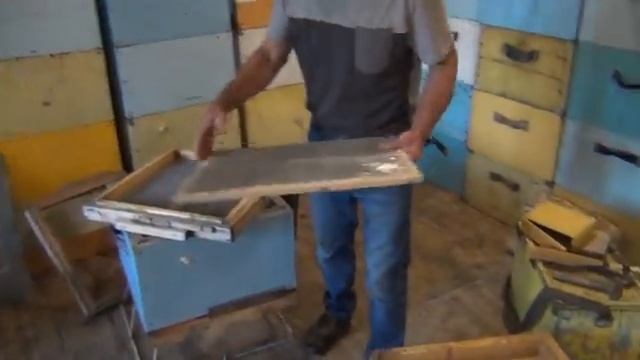 500+ Обзор улья, инвентаря и прочей вспомогательной тары. смотреть онлайн