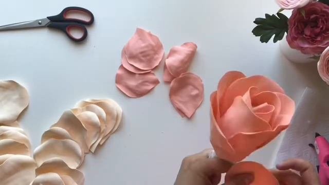 Большая роза из фоамирана