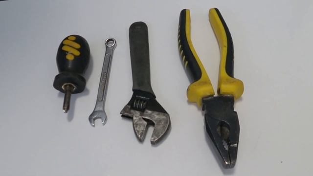 Как поменять ролики дверцы душевого ограждения(душевой кабины) смотреть онлайн