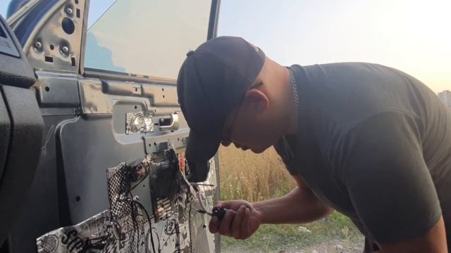 УАЗ Патриот. Скрип стекол при опускании смотреть онлайн