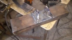 погрузчик, цилиндр стрелы.