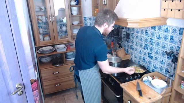 Кулинарный мастер класс. Вок с курицей смотреть онлайн