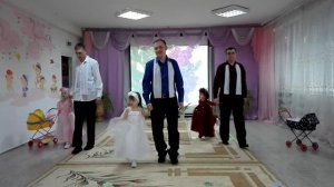 Танец "Папа и дочка"