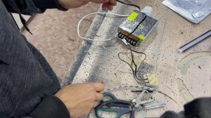 Светодиодная подсветка в мебели: датчик которого не видно