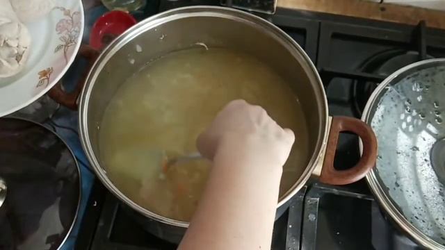 Готовим вкусно. Куриный супчик с лапшой быстрого приготовления