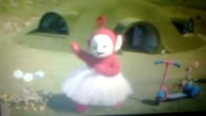 Телепузики танцуют лезгинку.mp4