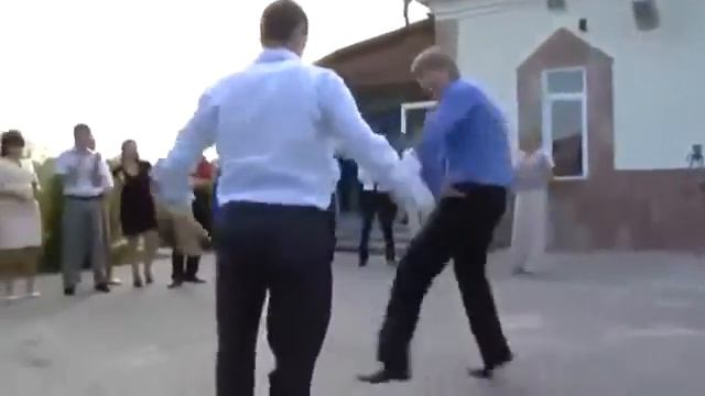 Никто не ожидал! Парень молодец смотреть онлайн