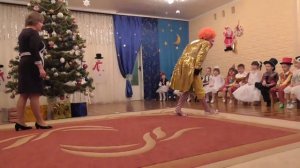 Веселые клоуны в гостях у детей.