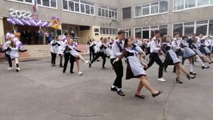 Калининград. Школа 38 Вальс выпускников.