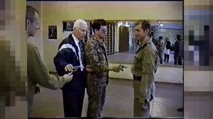 Выбивание и отбор пистолета в исполнении А.А.Кадочникова.