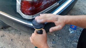 BMW E38 Полировка задних фонарей своими руками. Восстанавливаем заводской блеск за 15 минут.