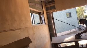 Гараж/ утепление и отделка фанерой.