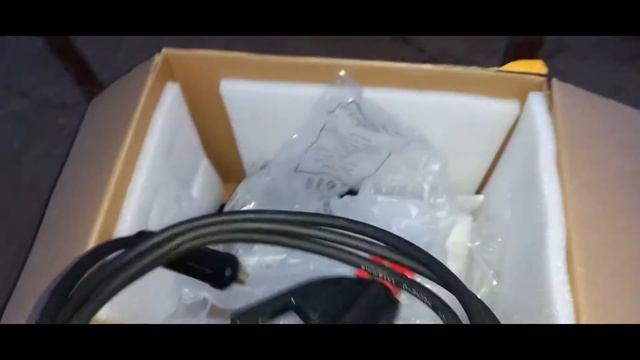 Сварочный полуавтомат Machtz MWM 315 M1 MIG/MAG/MMA распаковка смотреть онлайн