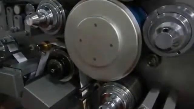 Сухой офсет печатная машина в работе на выставке DSCN6624 new смотреть онлайн