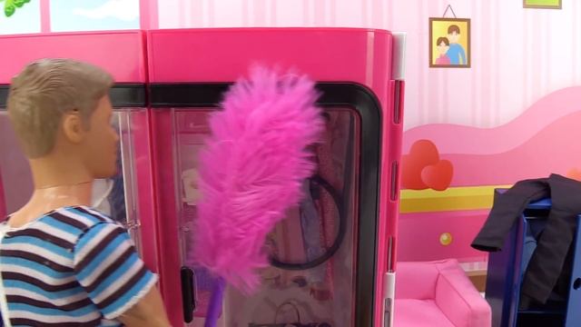 Барби переезжает. Видео для девочек с игрушками: куклы Барби. смотреть онлайн