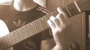 Я люблю тебя ты слышишь под гитару