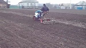 Обработка огорода мотоблоком нева МБ-2