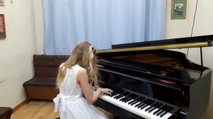 Симахина Алиса г.Хабаровск- Ф. Лист "Маленькая пьеса" ми-мажор; А. Ключарев "Леший"