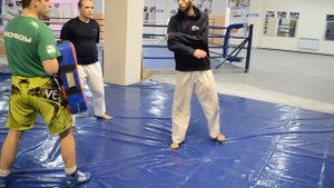 Йоко Гери мощнейший атакующий и защитный удар