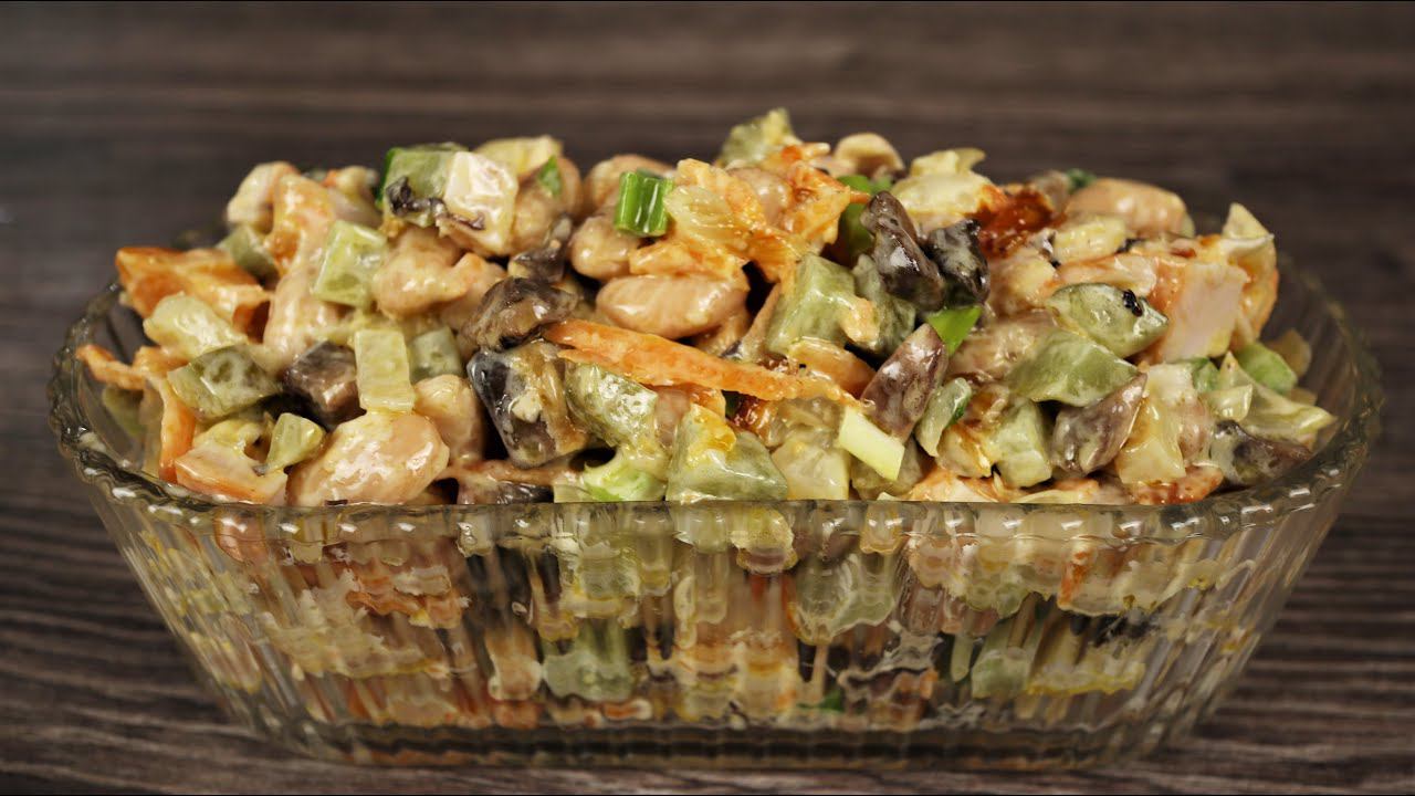 Сытный и ОЧЕНЬ ВКУСНЫЙ салат с ГРИБАМИ и КУРИЦЕЙ. Обязательно попробуйте