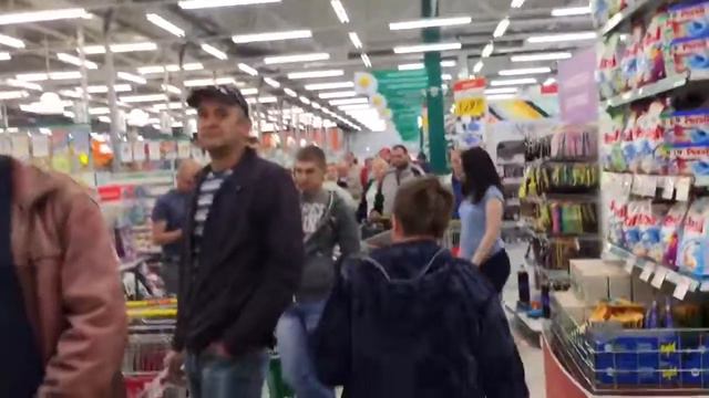 Воскресное утро в Окее смотреть онлайн