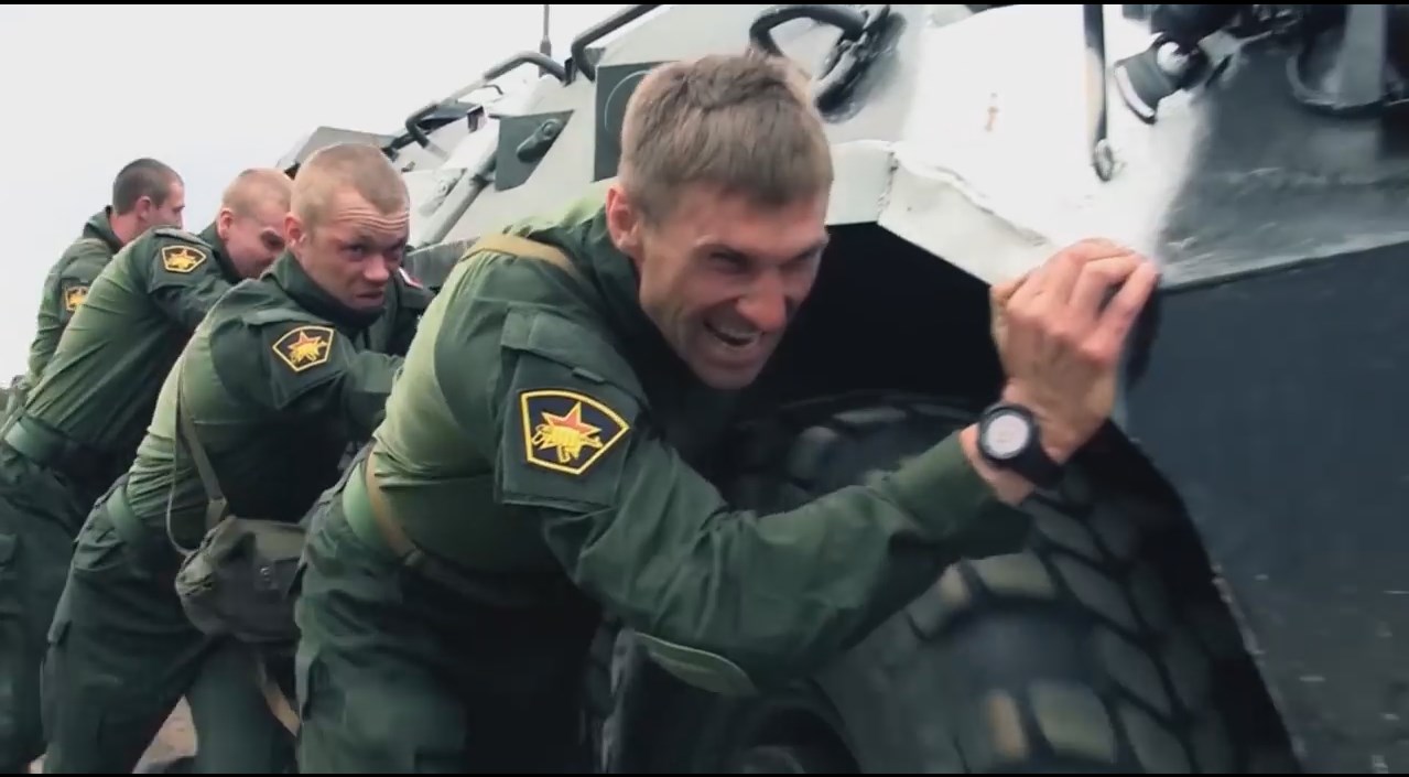 Доблесть и честь. Хор ансамбля Войск Национальной гвардии РФ смотреть онлайн